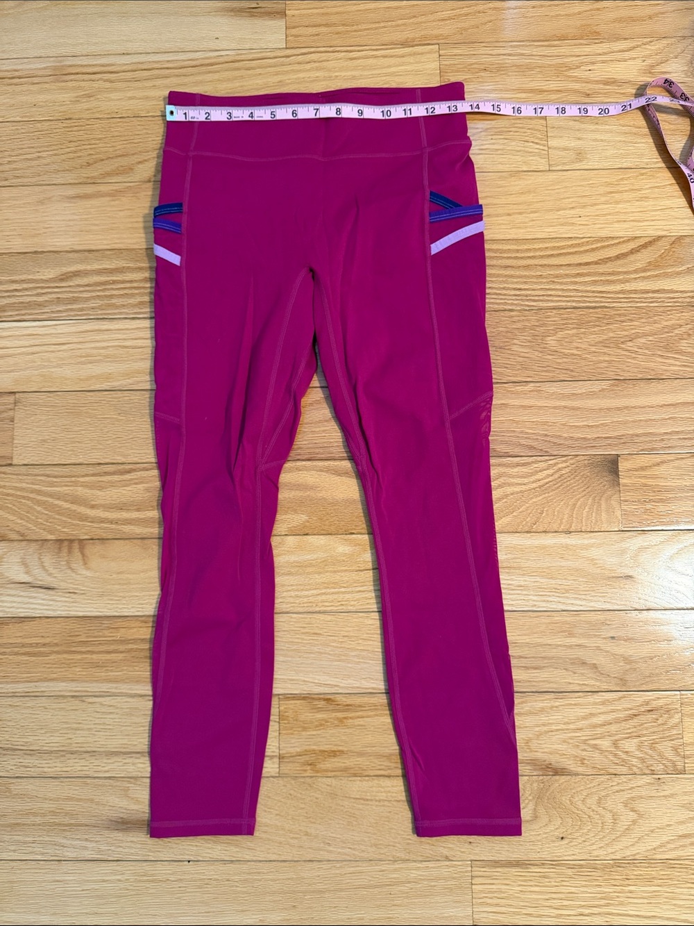 Women’s Fabletics Magenta Leggings w Contrast Stripe Pockets (Mesh/Sheer Sides)